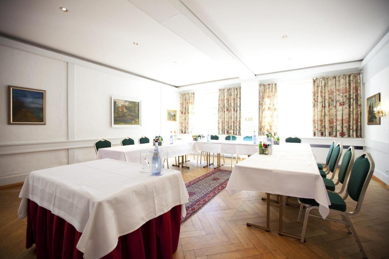 Hotel Hirsch Leonberg Bagian luar foto
